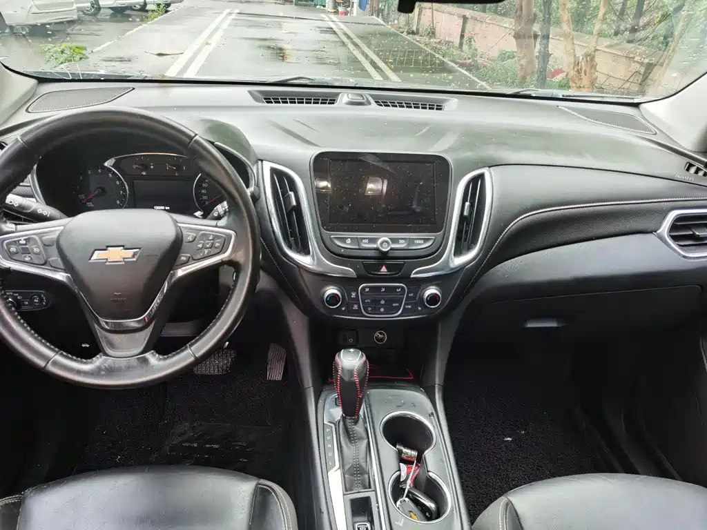 Chevrolet Equinox 2018 550T AT