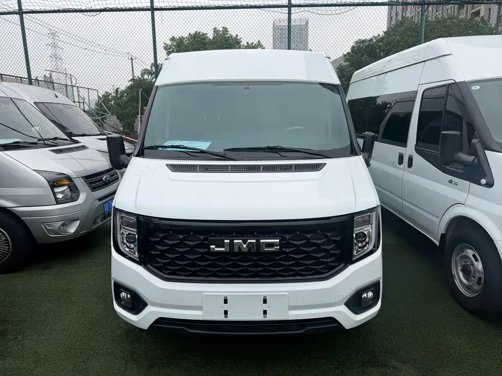JMC JMC Fushun — миниатюра 2