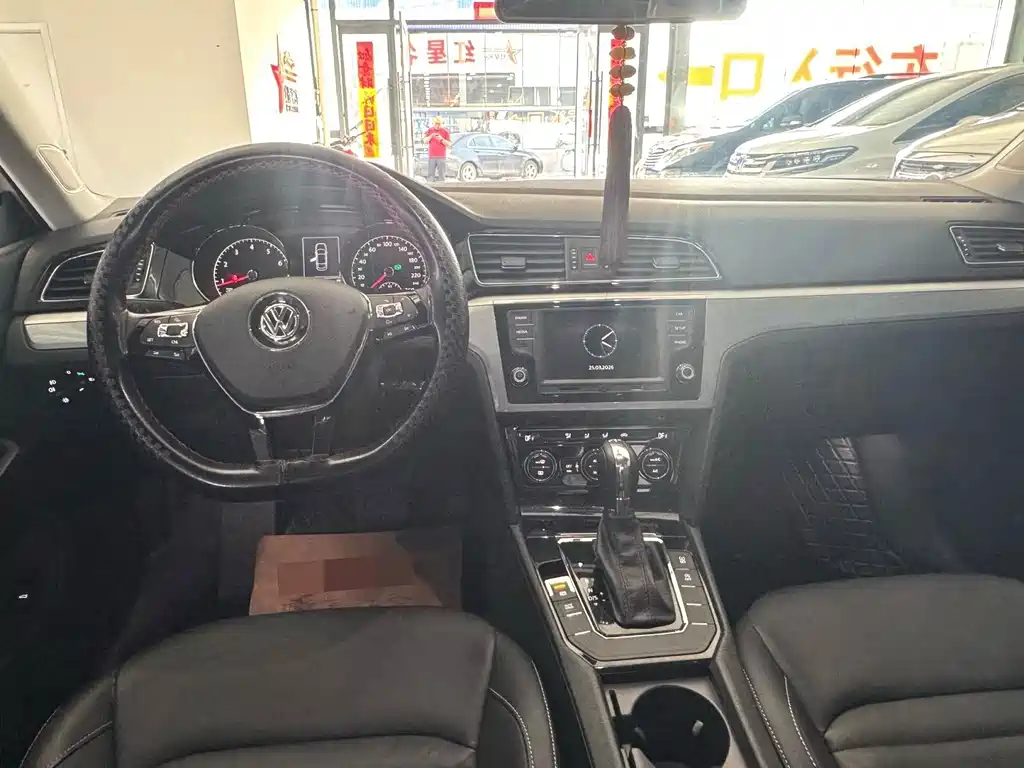 Volkswagen Lamando — миниатюра 5