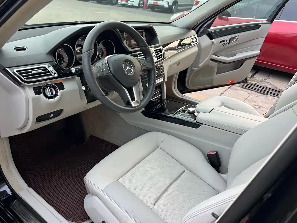 Mercedes-Benz E-Class — миниатюра 4