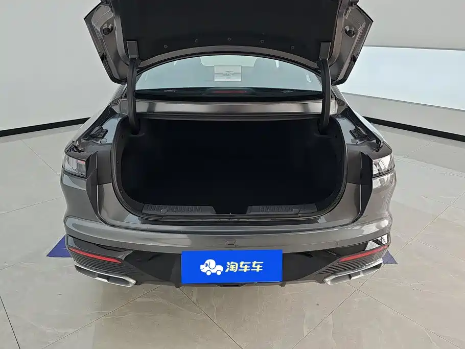 Changan Eado — миниатюра 4