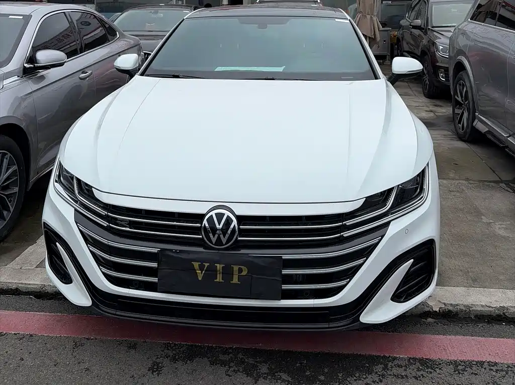 Volkswagen FAW - Passat CC CC 2025 330TSI