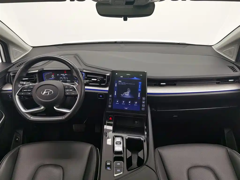 Hyundai Custo 2021 380TGDi Luxury LUX Premium