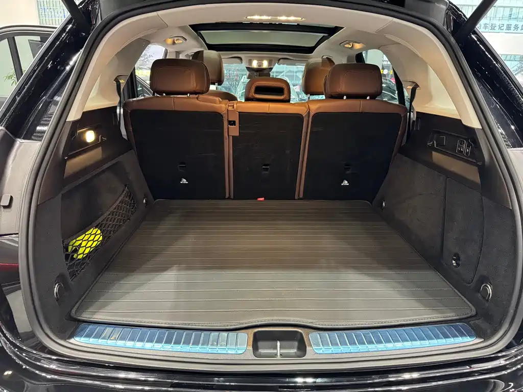 Mercedes-Benz GLE (Import) — миниатюра 18