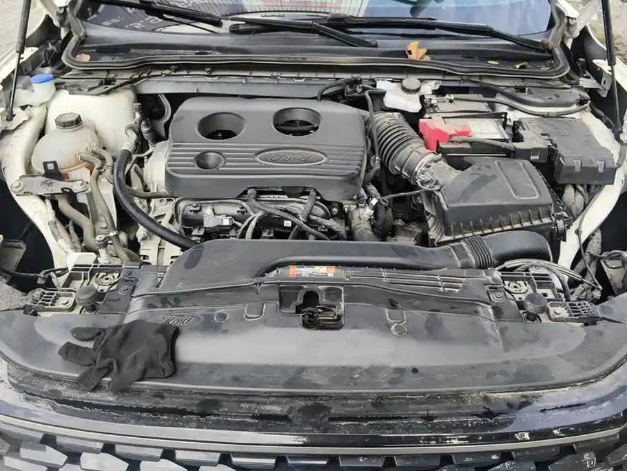 Ford Mondeo — миниатюра 10
