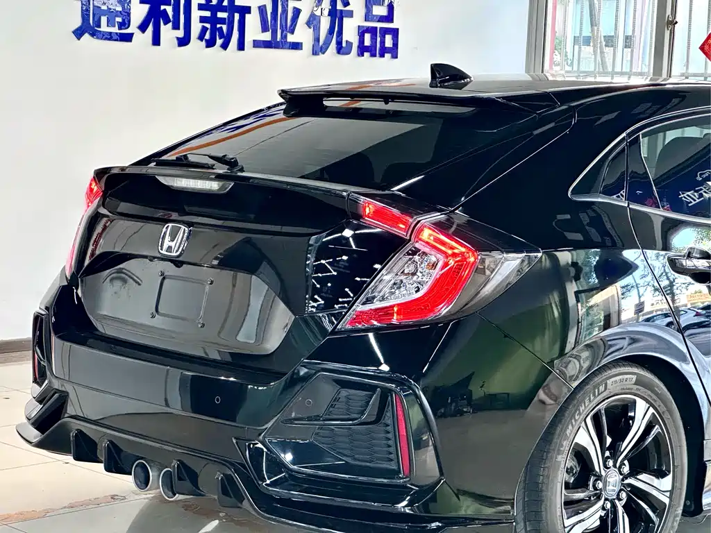 Honda Civic 2021 HATCHBACK 220TURBO MT