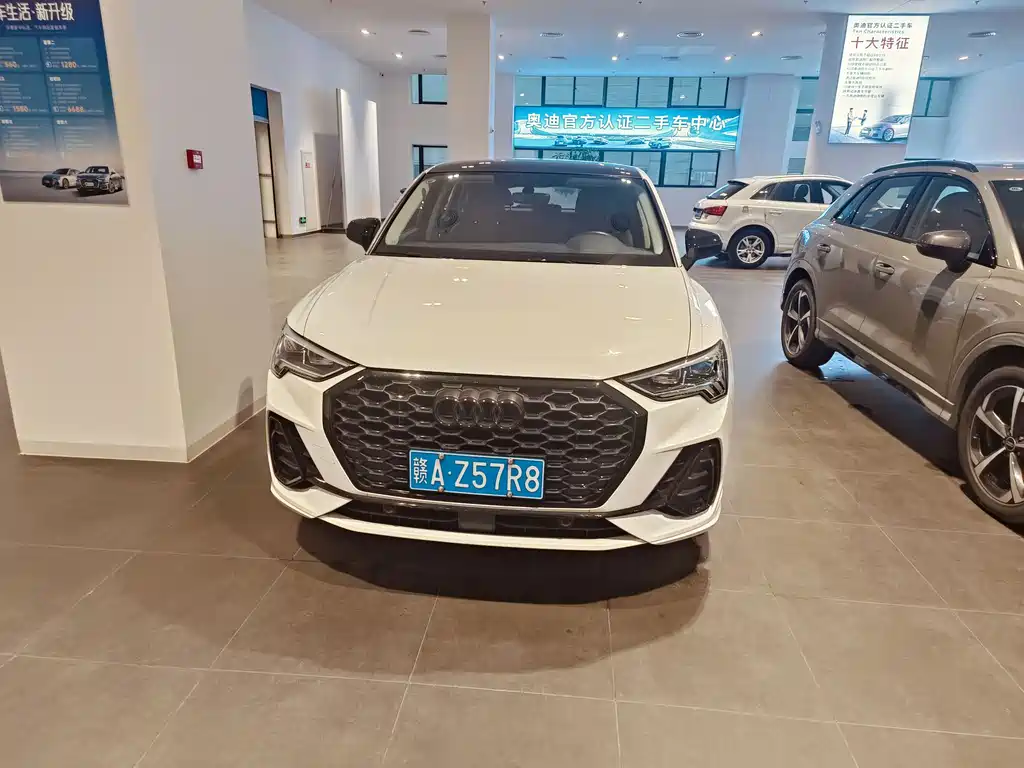 AUDI Q3 SPORTBACK