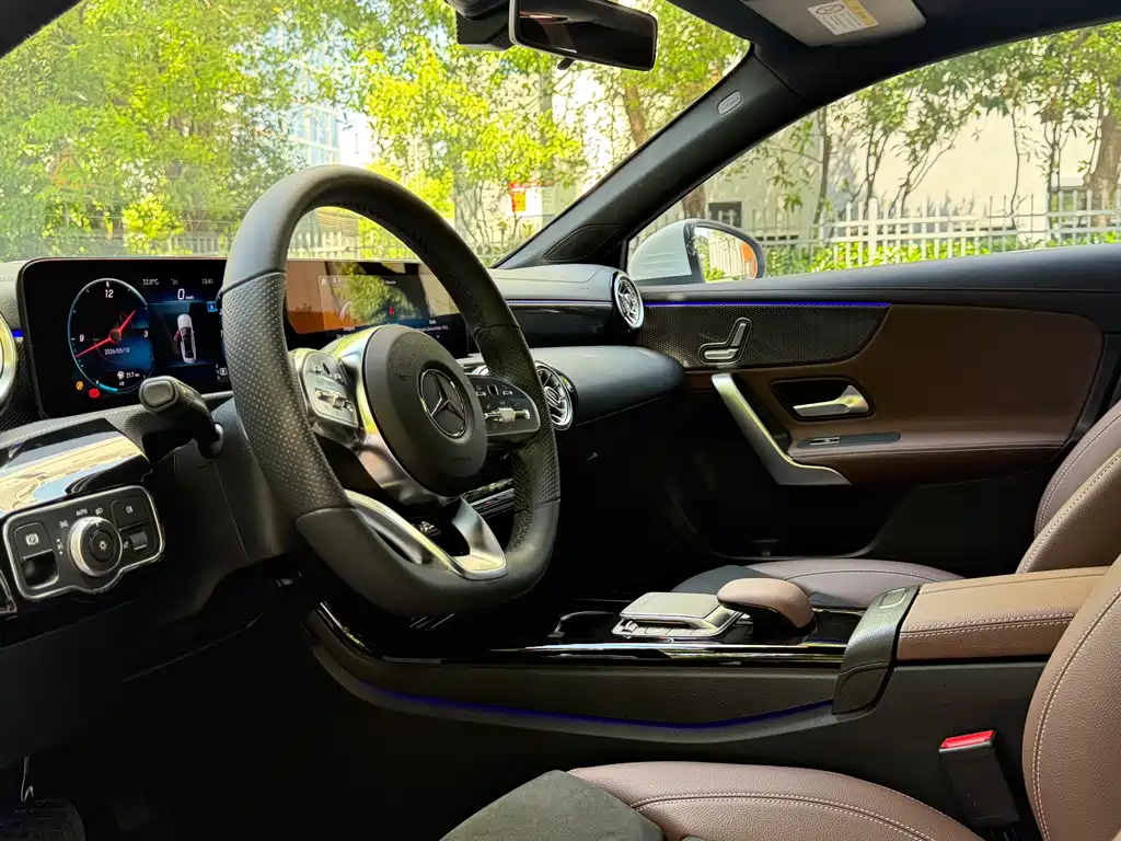 Mercedes-Benz A-Class A 2021 A 200 L Sport Fashion