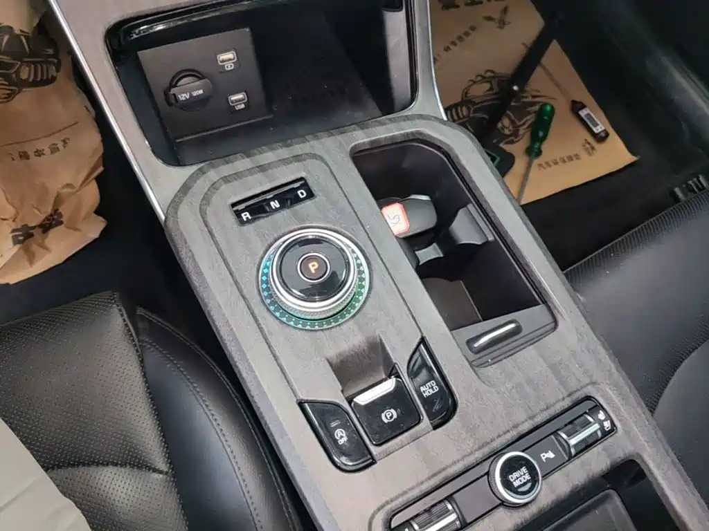 Kia K5 — миниатюра 14