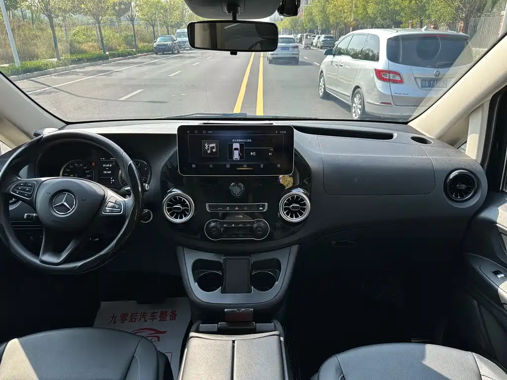 Mercedes-Benz Vito — миниатюра 9