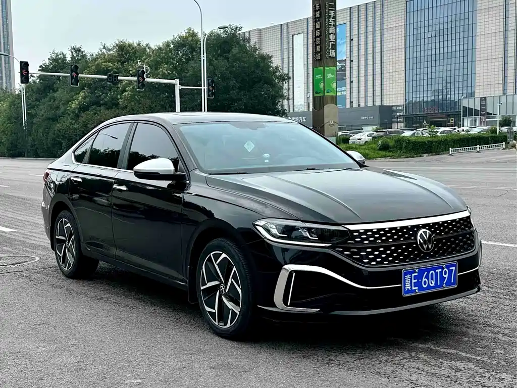 Volkswagen Lavida — миниатюра 3
