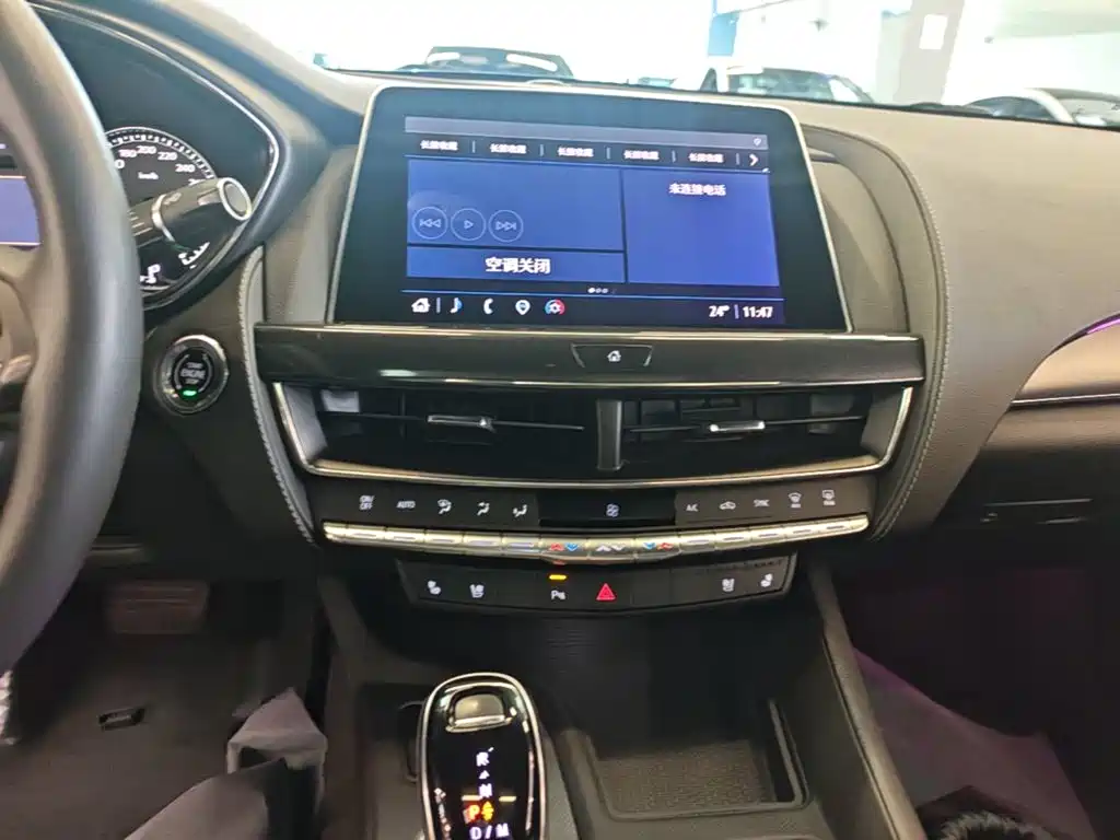 Cadillac CT5 — миниатюра 13