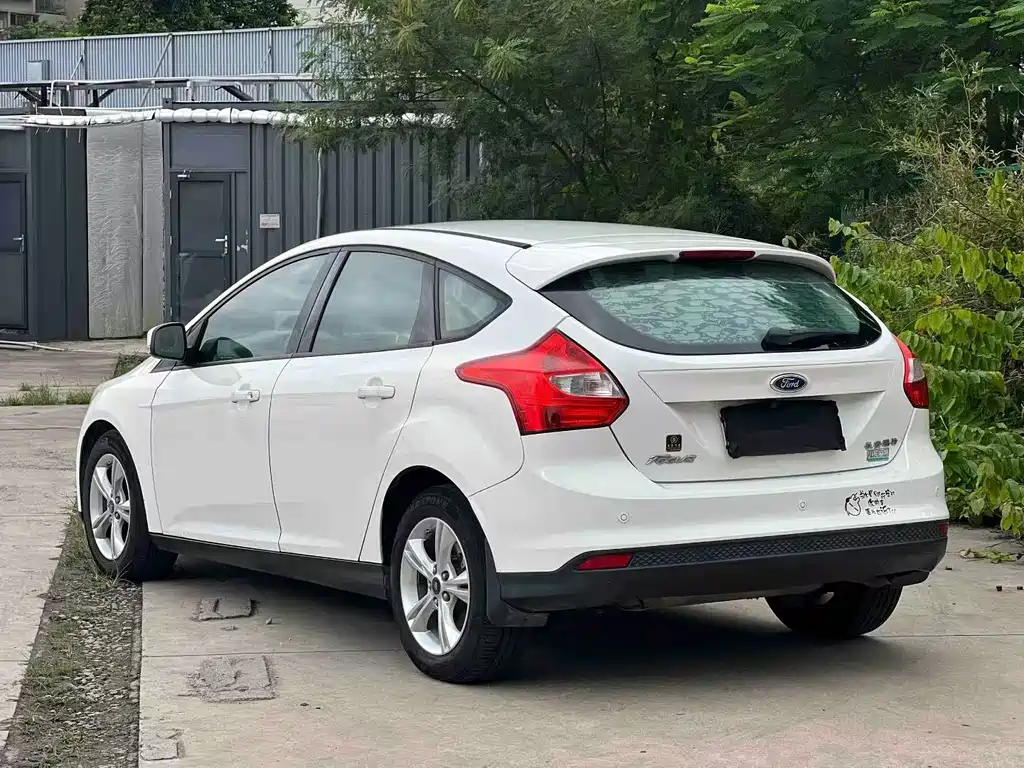 Ford Focus — миниатюра 4