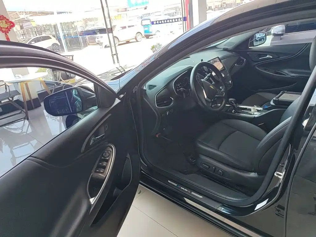 Chevrolet Malibu XL — миниатюра 16