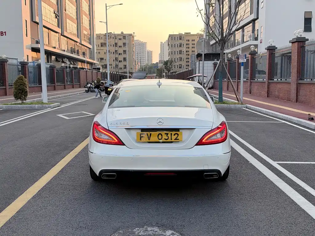 Mercedes-Benz CLS — миниатюра 5