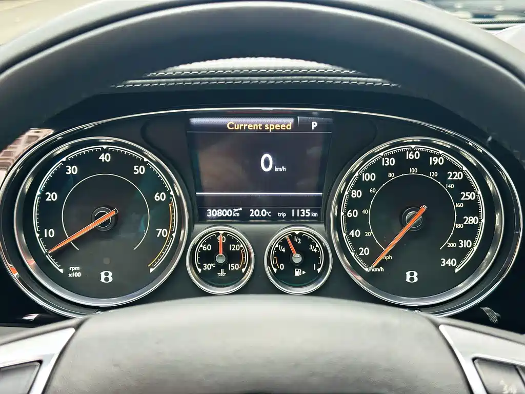 Bentley Flying Spur — миниатюра 8