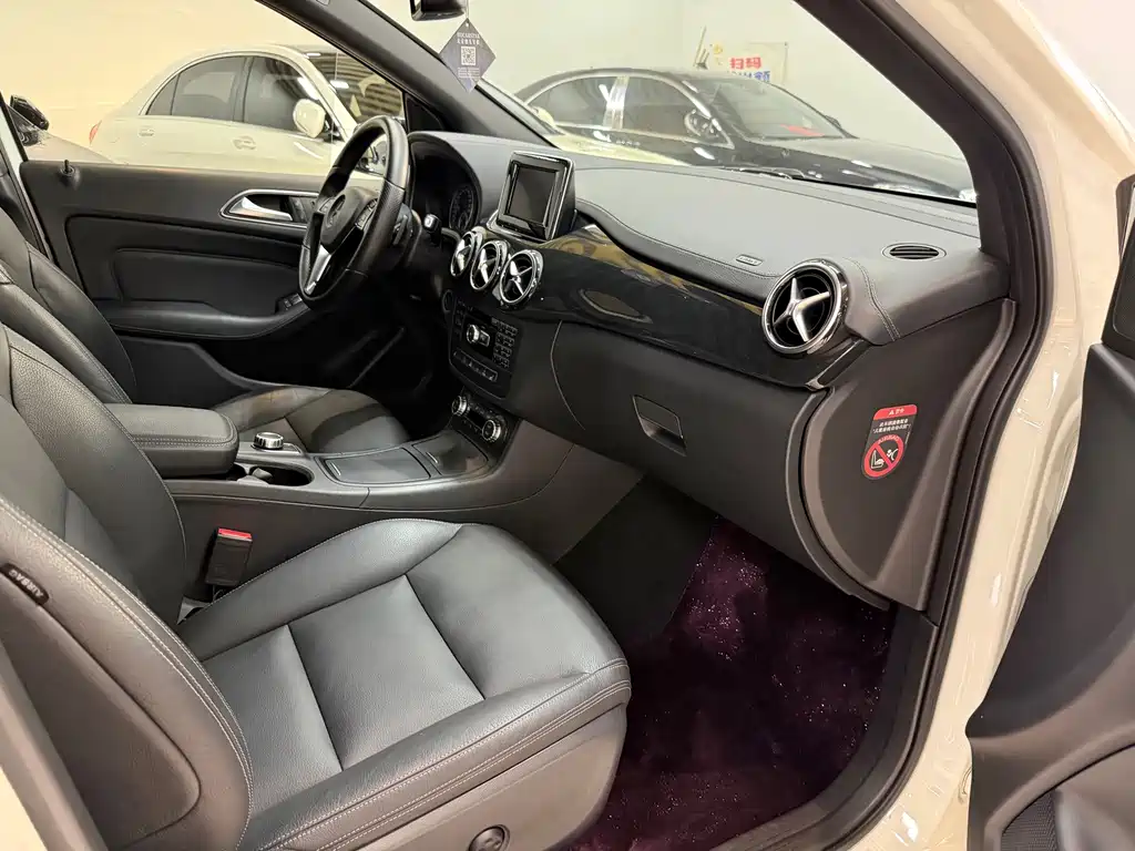 Mercedes-Benz B-Class — миниатюра 18