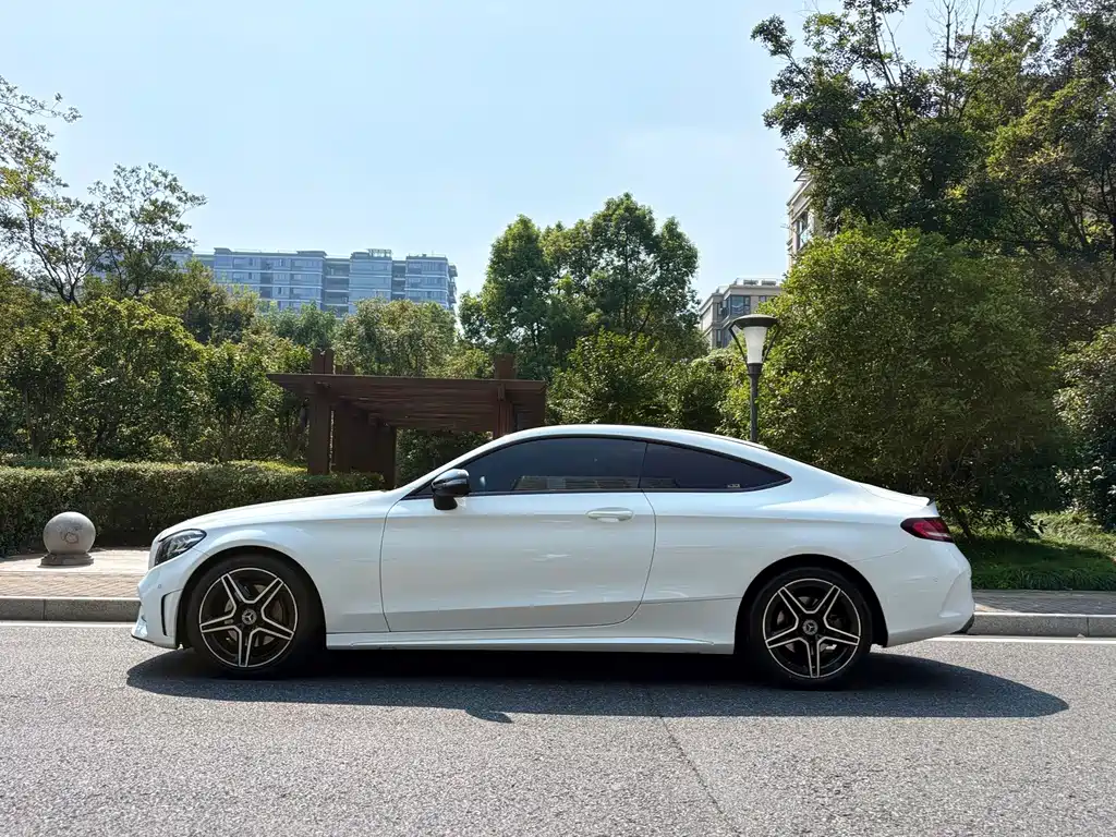 Mercedes-Benz C-Class (Import) — миниатюра 5