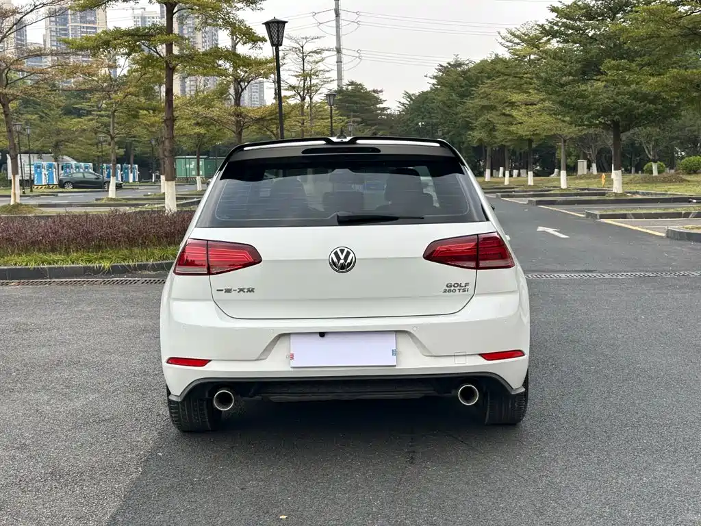 Volkswagen Golf — миниатюра 17