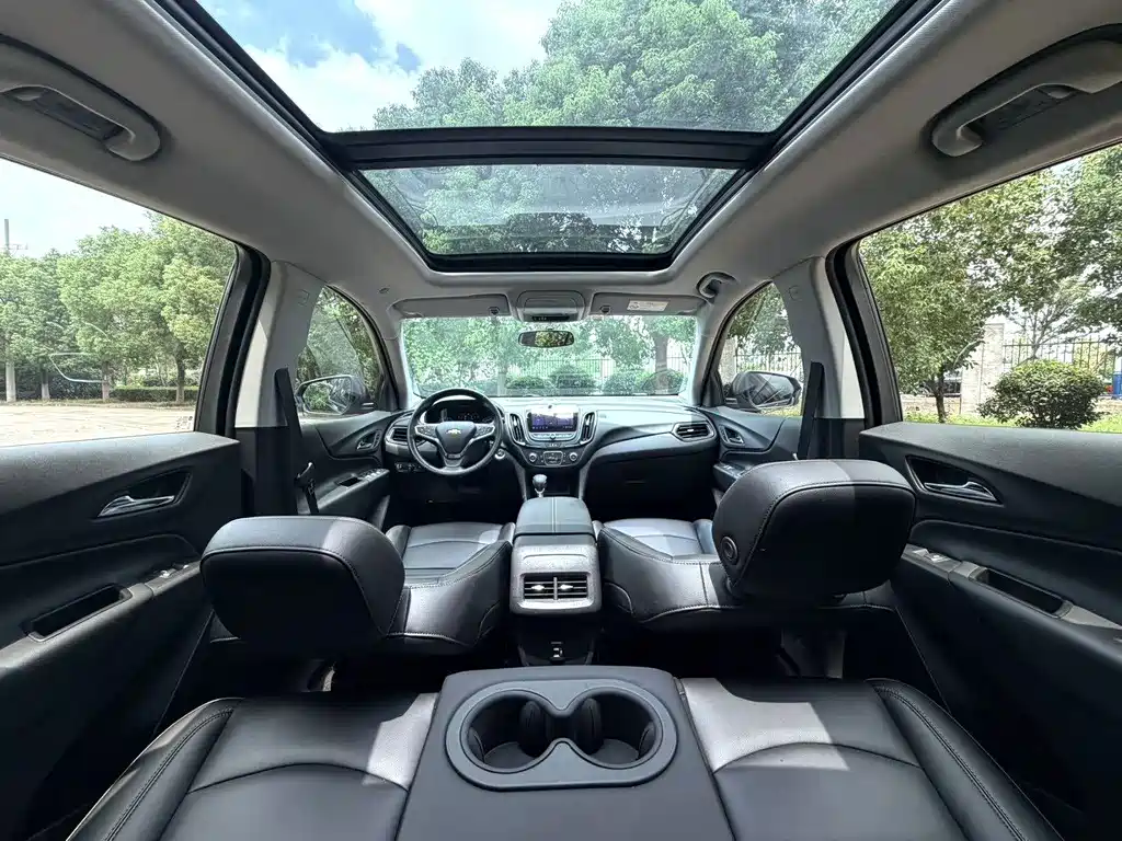 Chevrolet Equinox — миниатюра 8