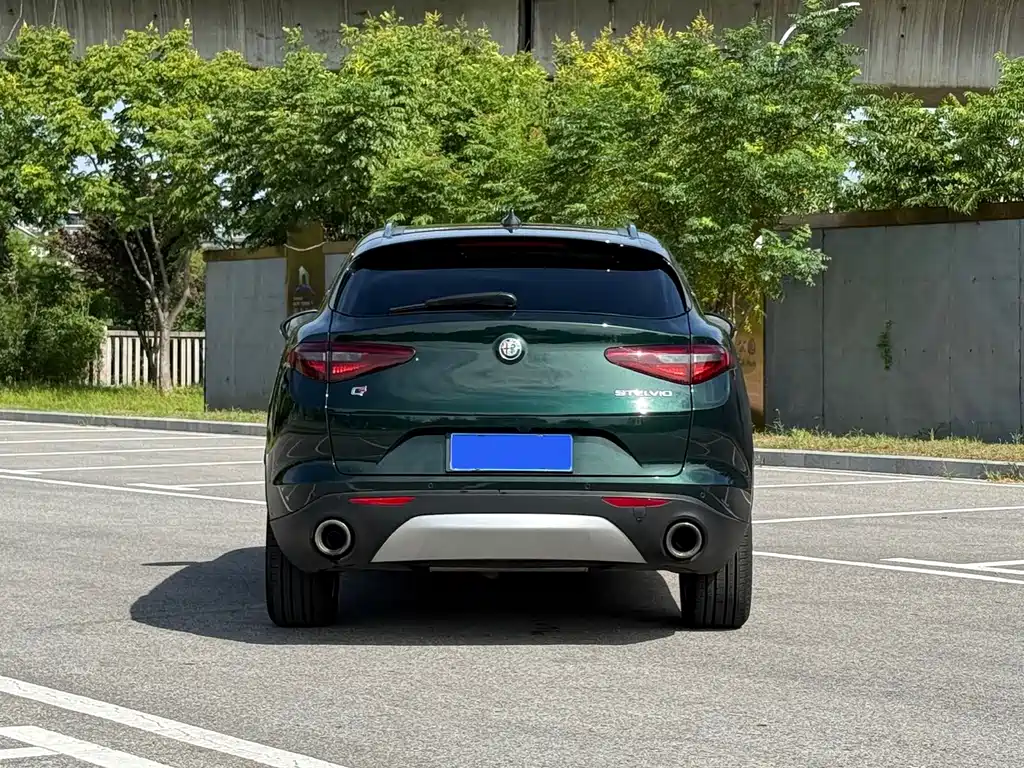 Alfa Romeo Stelvio — миниатюра 5