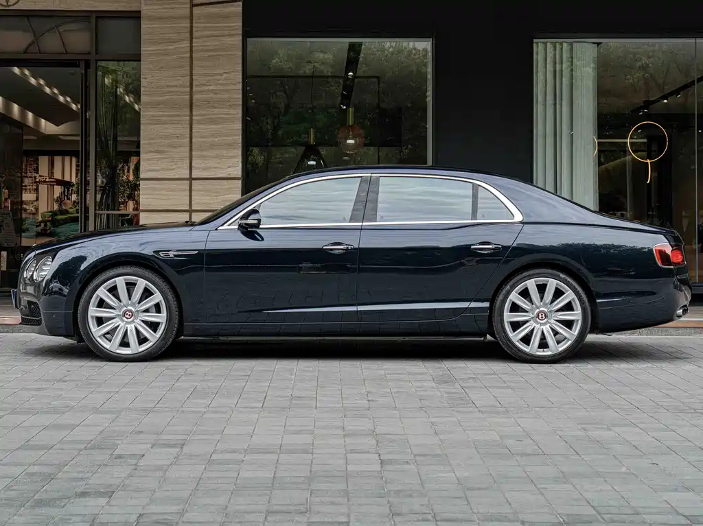 Bentley Flying Spur 2017 4.0T V8 S Standard