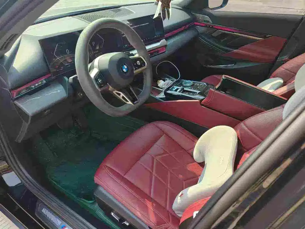 BMW 5 Series — миниатюра 5