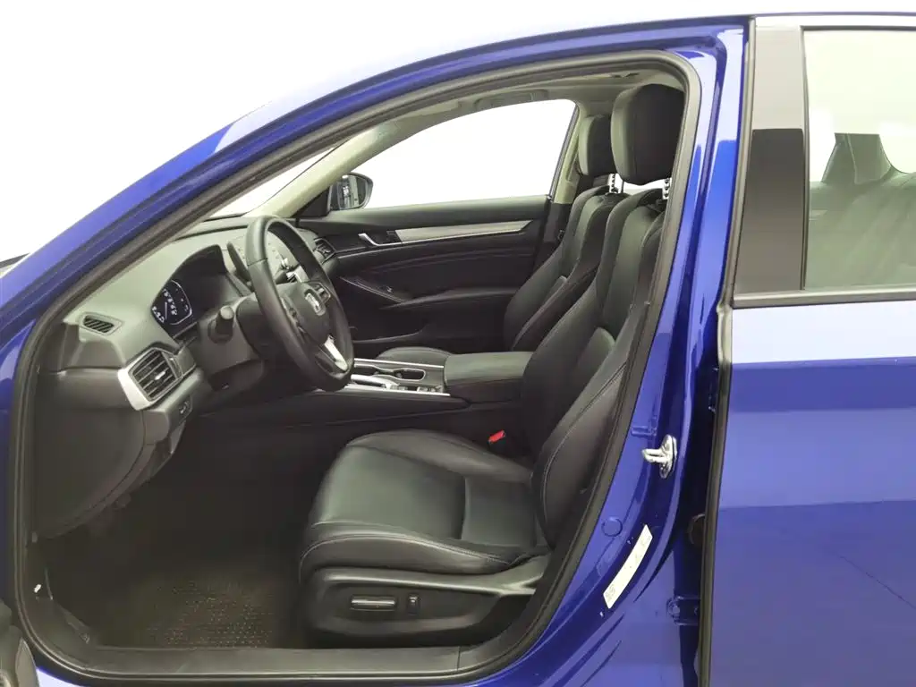 Honda Accord 2018 260TURBO Elite V