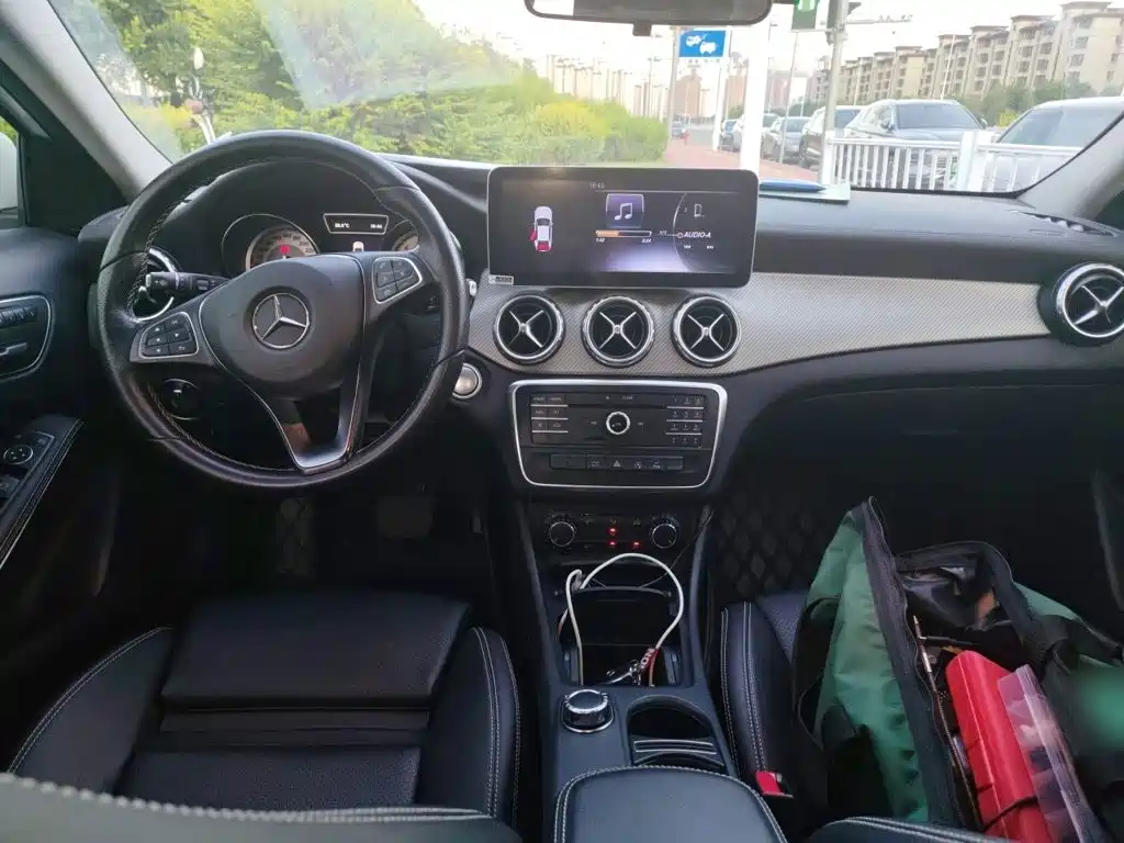 Mercedes-Benz GLA — миниатюра 13