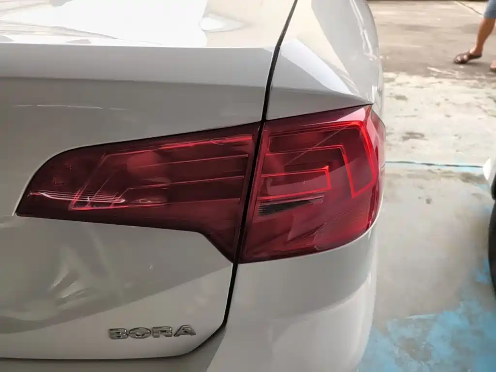 Volkswagen Bora — миниатюра 8