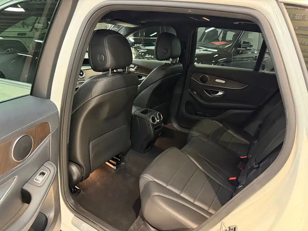 Mercedes-Benz GLC — миниатюра 24