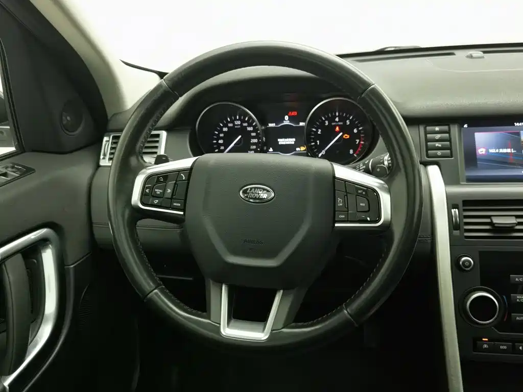 Land Rover Discovery Sport — миниатюра 11