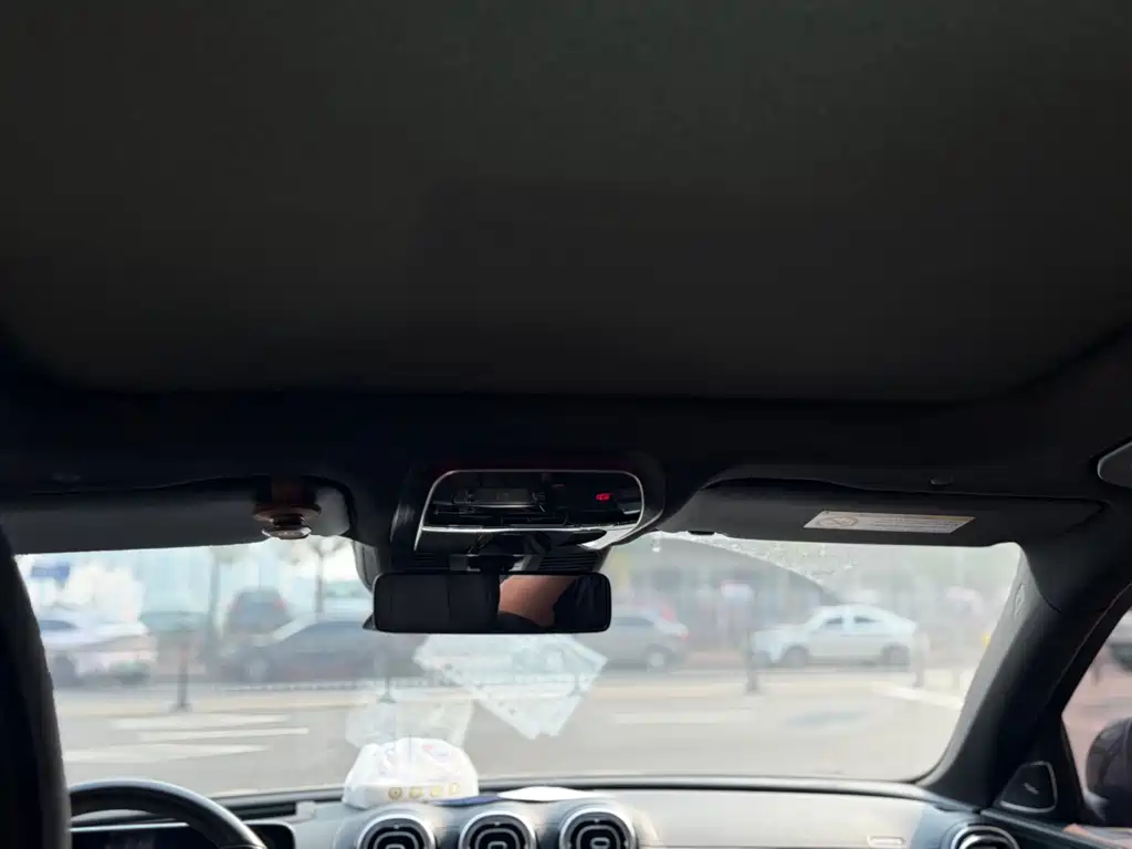 Mercedes-Benz C-Class — миниатюра 10