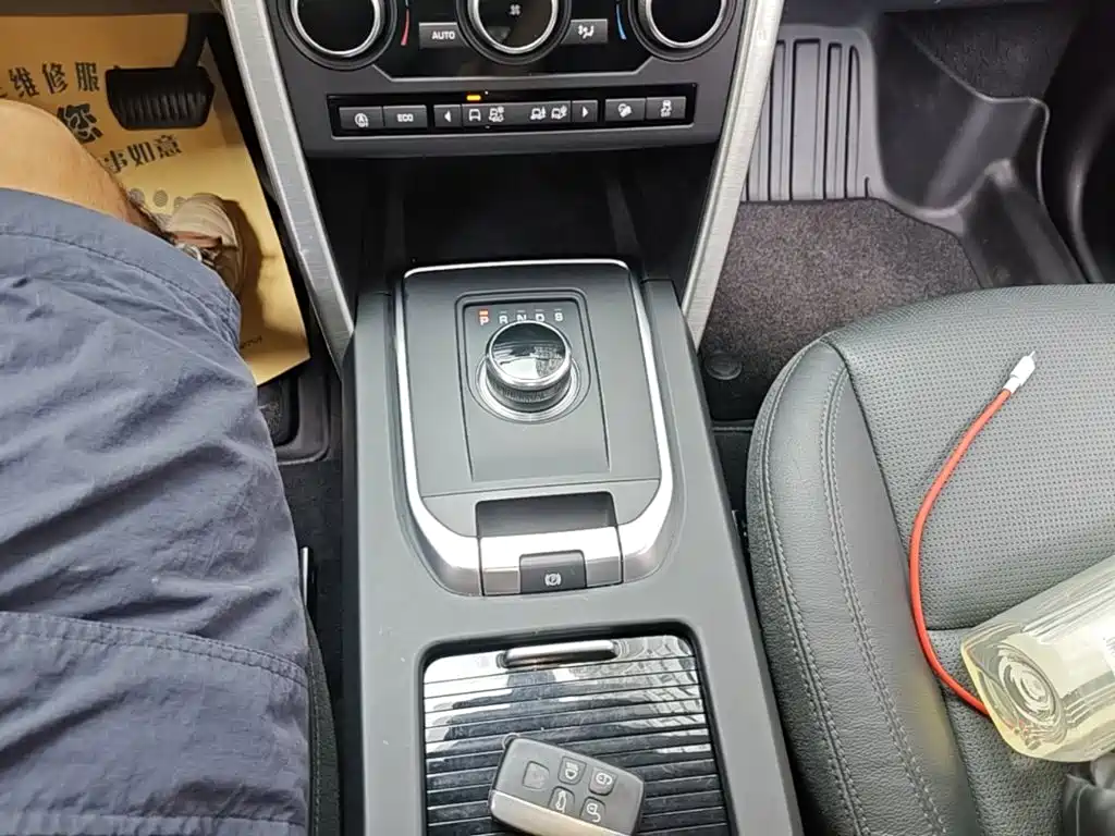 Land Rover Discovery Sport — миниатюра 14
