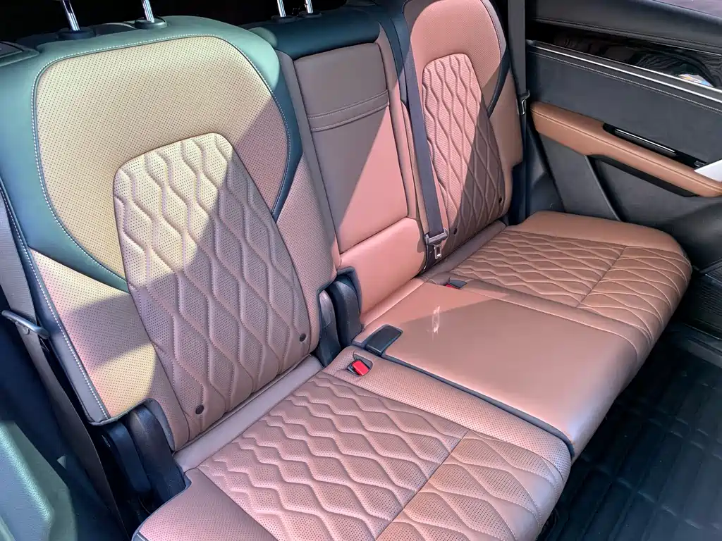 BYD Tang New Energy — миниатюра 29