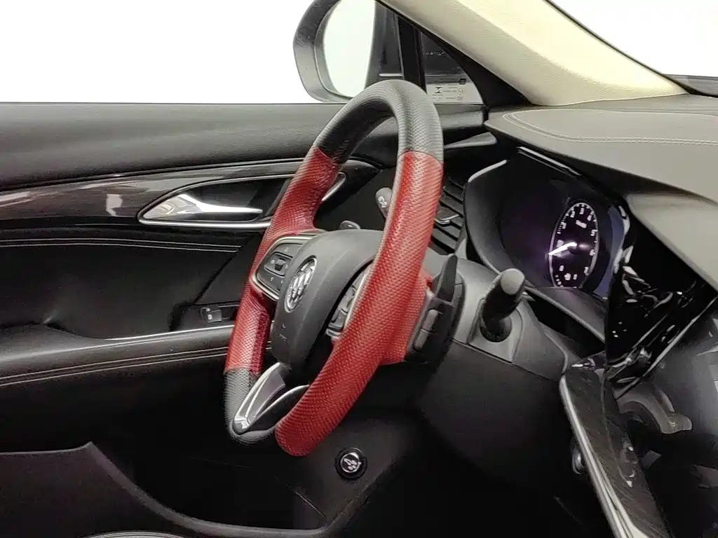 Buick Envision Plus — миниатюра 22