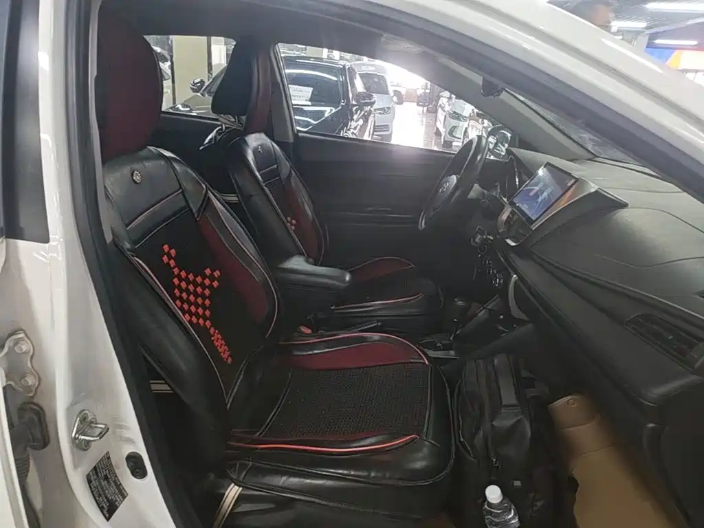 Toyota Vios — миниатюра 25