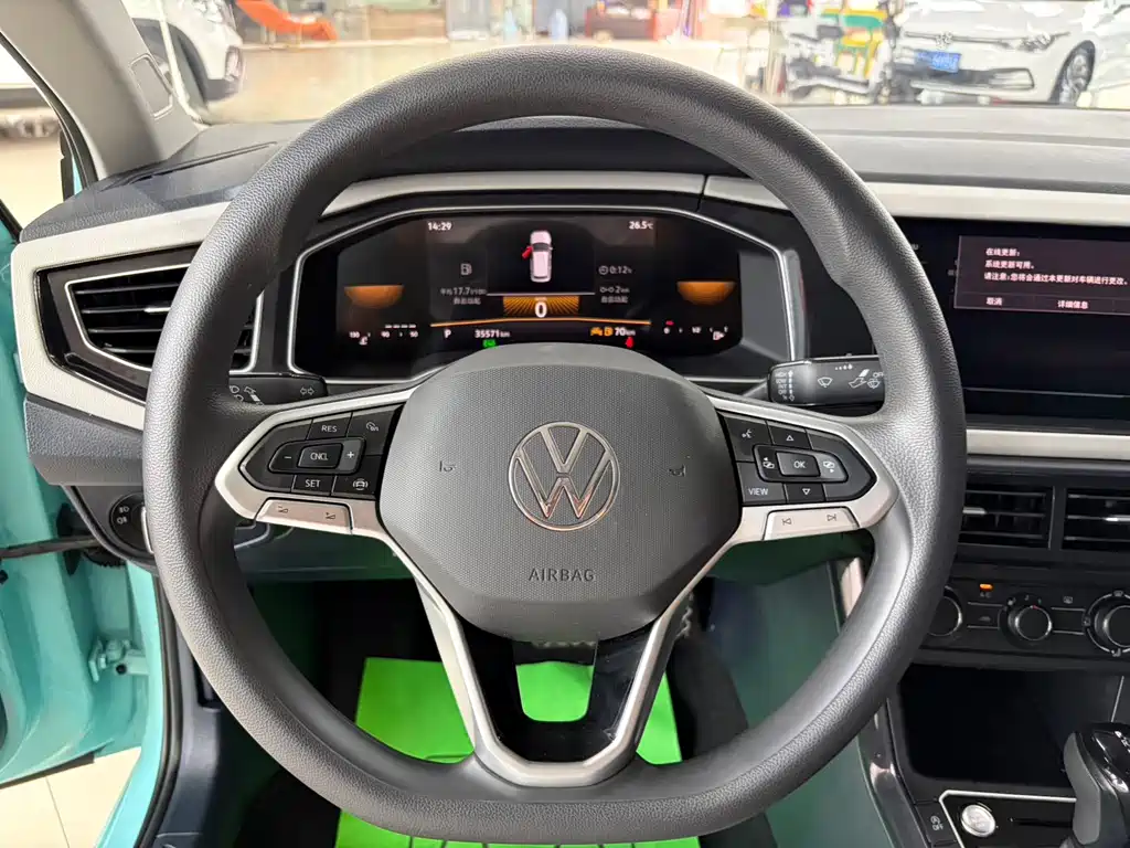 Volkswagen Lavida — миниатюра 6