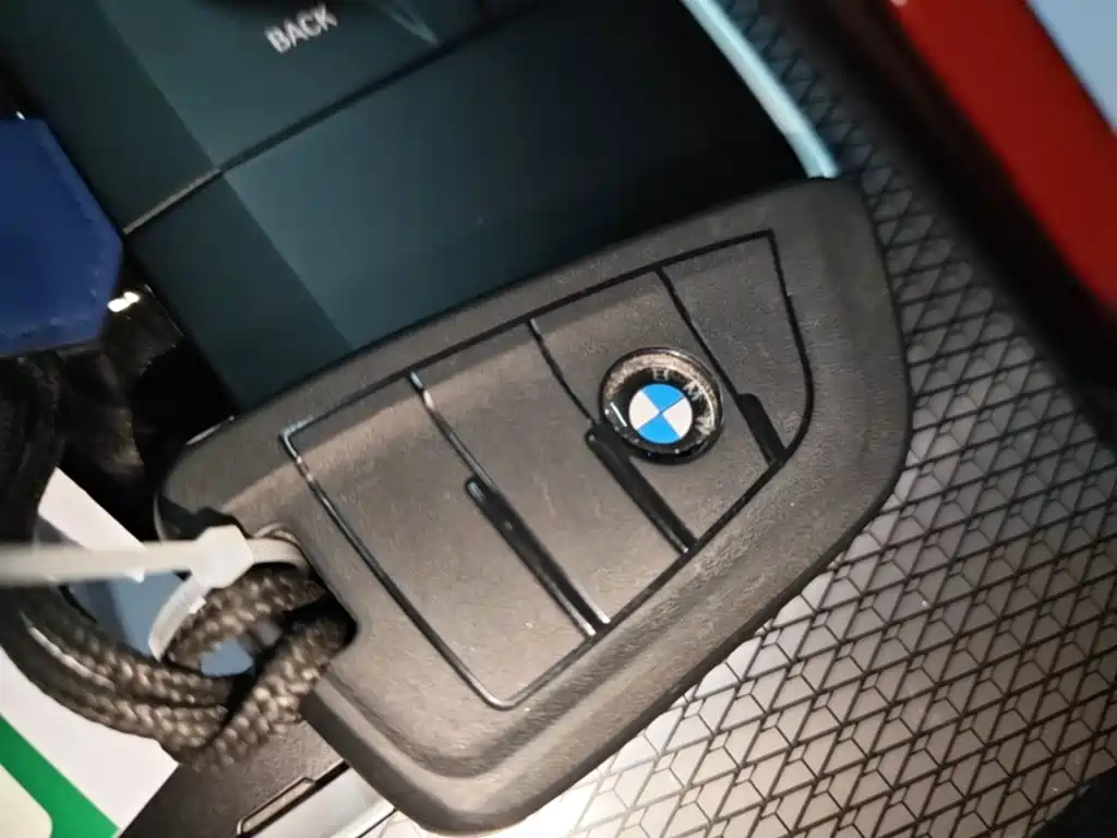 BMW 3 Series — миниатюра 9