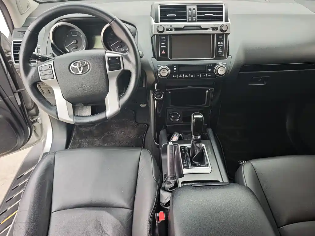 Toyota Prado — миниатюра 6