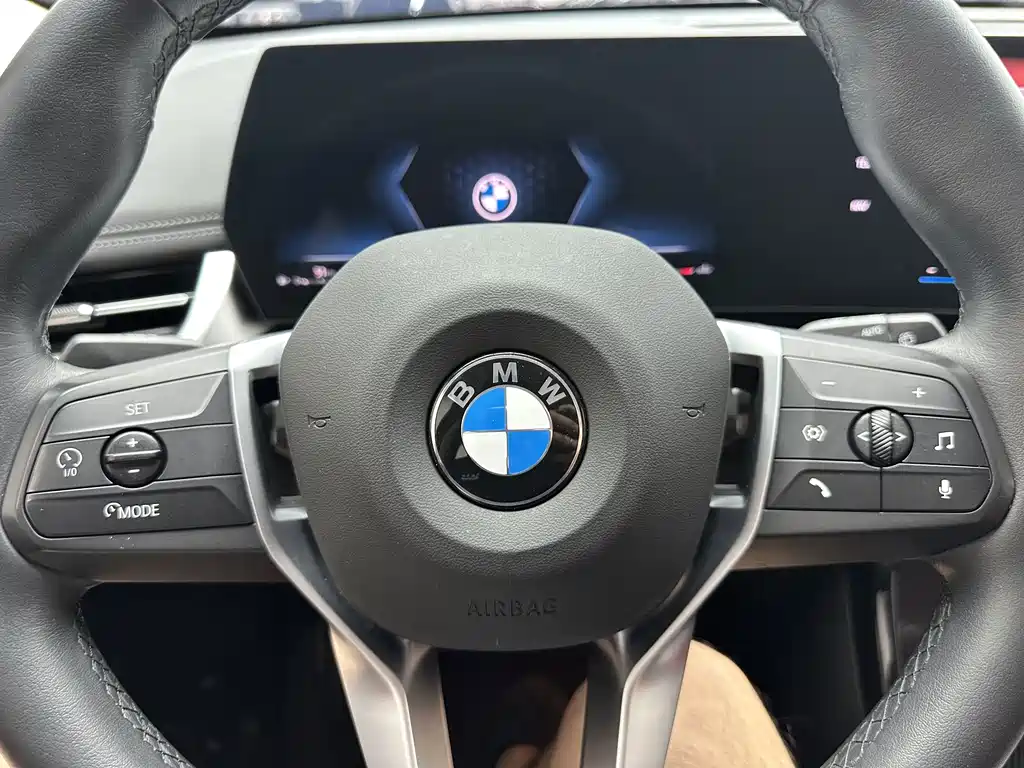 BMW X1 — миниатюра 13