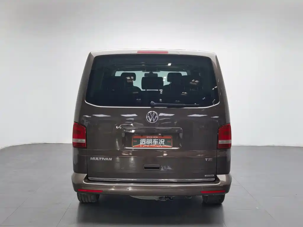 Volkswagen Multivan — миниатюра 4