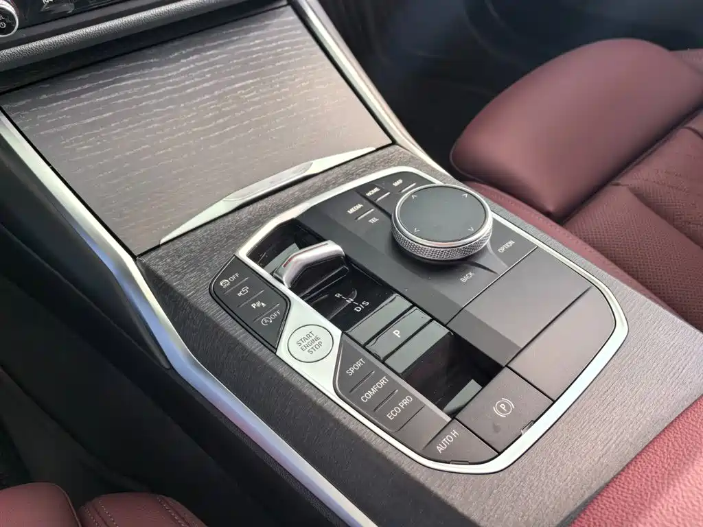 BMW 3 Series — миниатюра 10