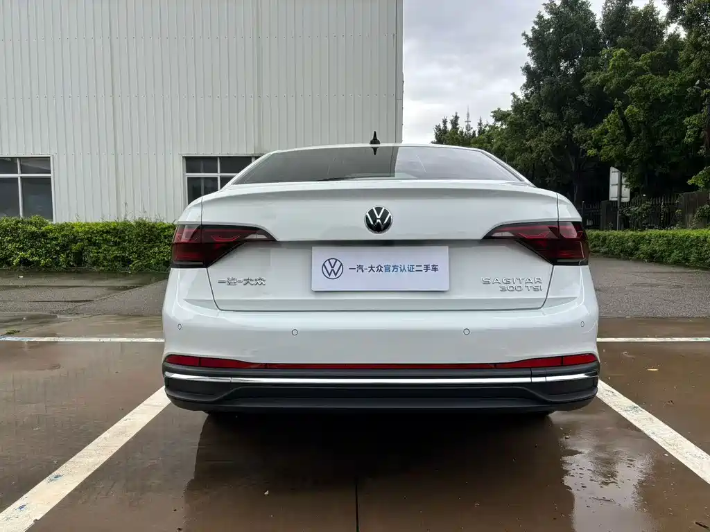 Volkswagen Sagitar — миниатюра 14