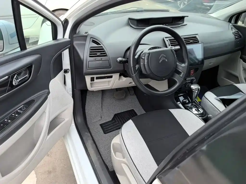 Citroen C-Quatre — миниатюра 16