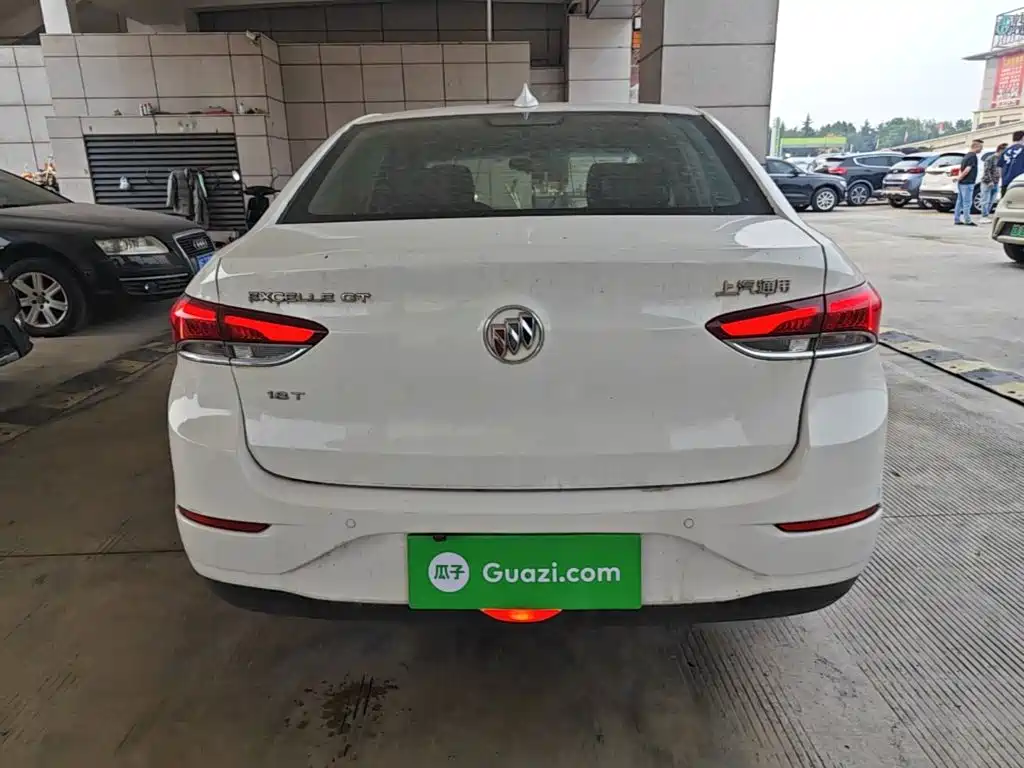 Buick Excelle — миниатюра 4