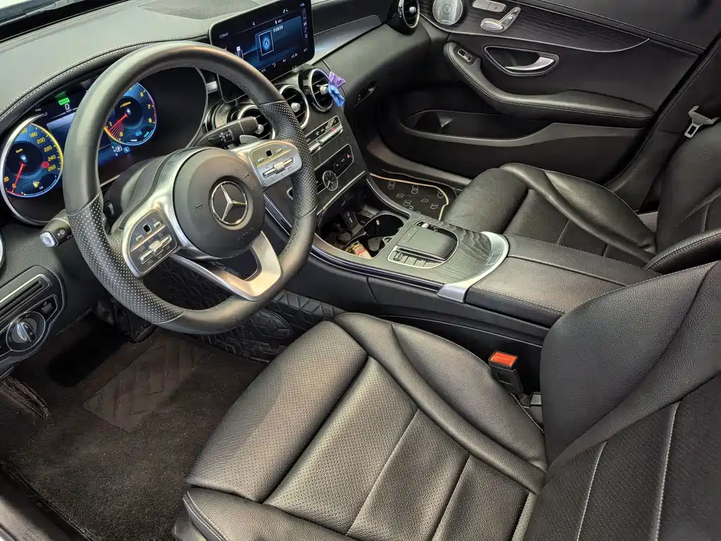 Mercedes-Benz C-Class — миниатюра 16