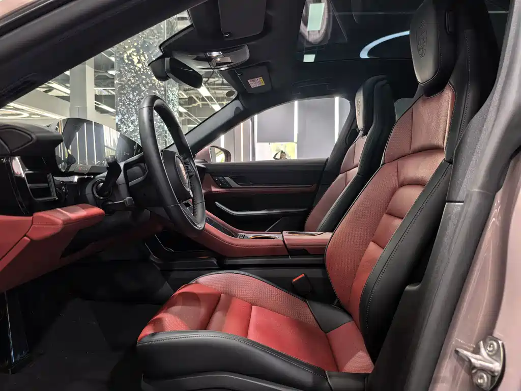 Porsche Taycan — миниатюра 14