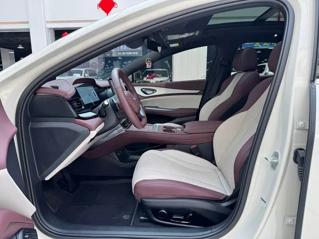 BYD Seal 07 DM-i — миниатюра 5
