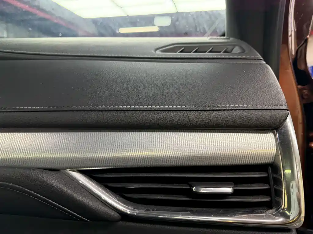 Cadillac XT4 — миниатюра 36